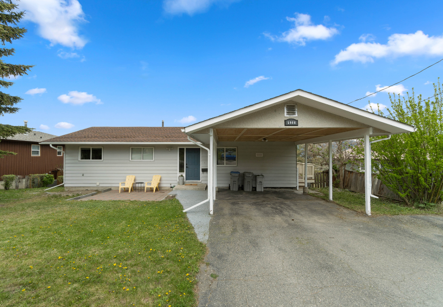 2009 Monteith Drive, Single Family Home in Upper Sahali, Kamloops BC